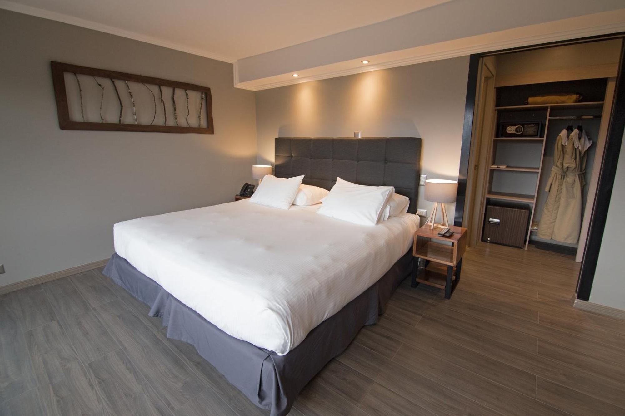 Enjoy Hotel