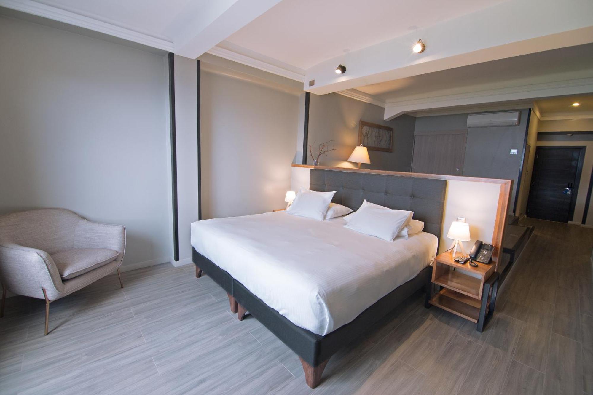 Enjoy Hotel 5*